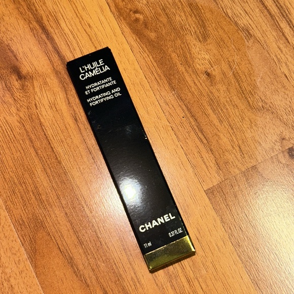Brand New in Box Chanel L'HUILE CAMÉLIA Hydrating and Fortifying Oil - Picture 6 of 9